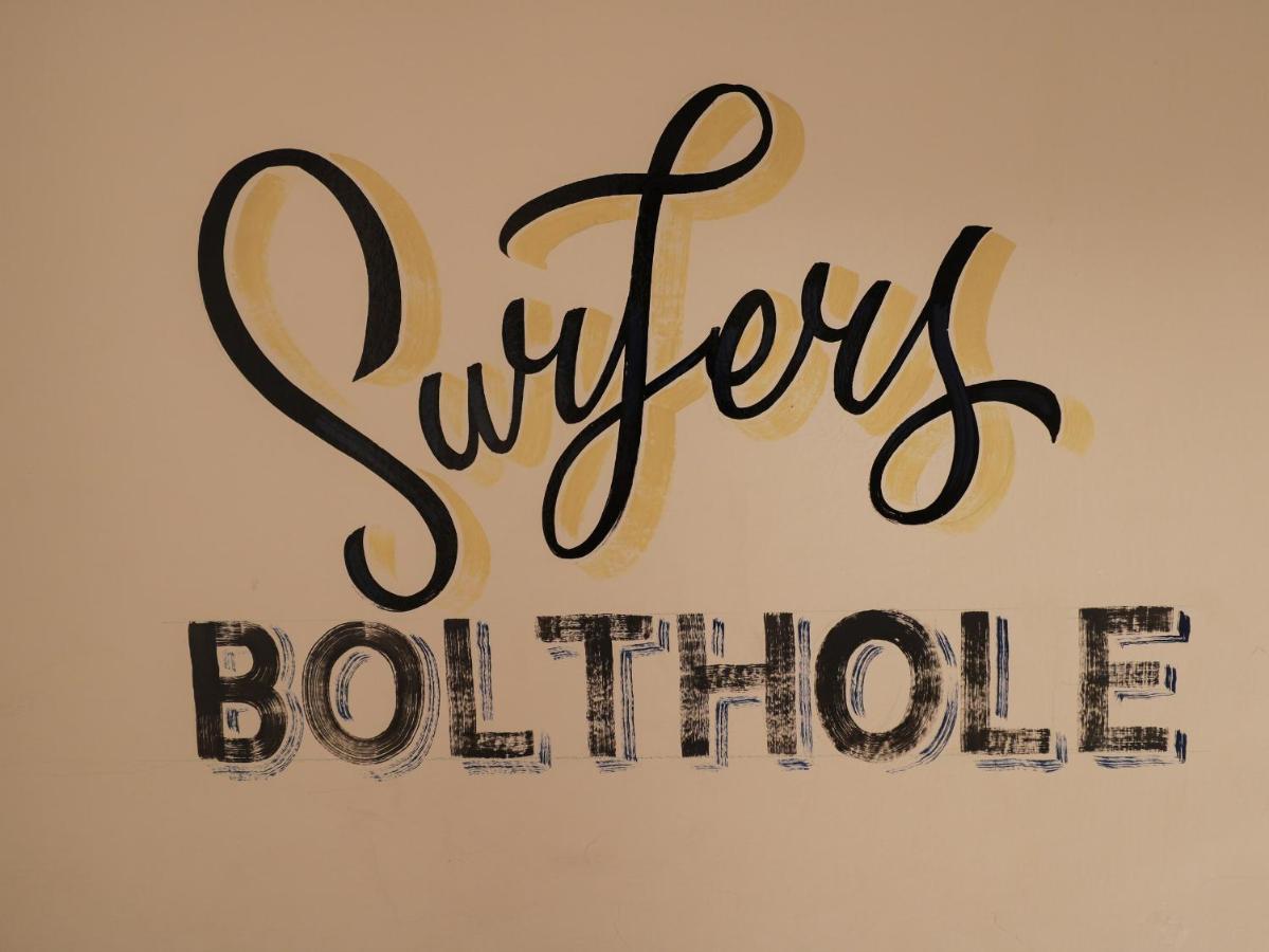 The Surfers Bolt Hole Apartment Уитби Екстериор снимка